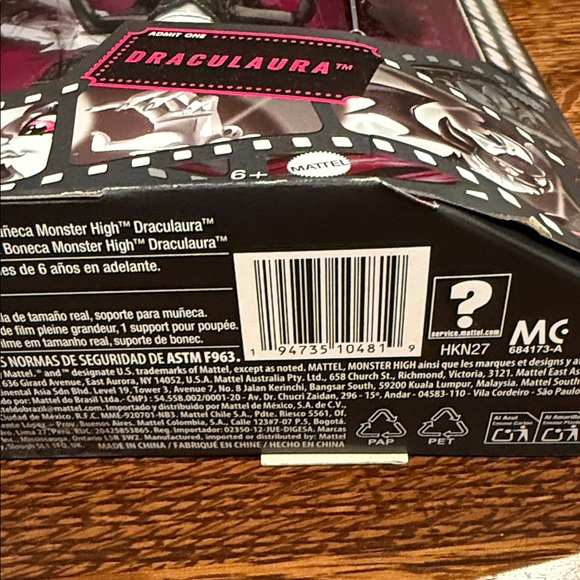 Monster High Draculaura Reel Drama Doll. Slight imperfections on box. See photos - Picture 3 of 6